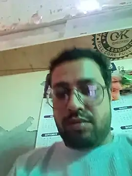 Snapshot of herochoclateboy chatting on April 19, 2026, 3:17 am herochoclateboy online show from April 19, 2026, 3:17 am