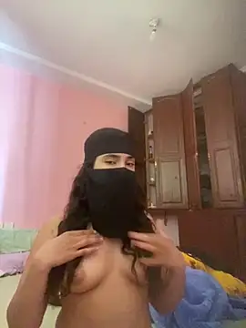 SexyaDivaa online show from April 10, 2026, 11:04 am