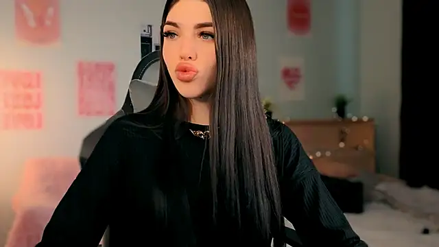 Snapshot of molly_rettyy chatting on April 10, 2026, 5:34 am molly rettyy online show from April 10, 2026, 5:34 am