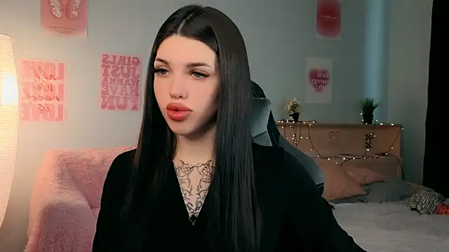 Snapshot of molly_rettyy chatting on May 9, 2026, 4:39 am molly rettyy online show from May 9, 2026, 4:39 am