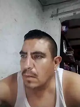 Snapshot of Manuel3910 chatting on July 15, 2026, 6:18 am Manuel3910 online show from July 15, 2026, 6:18 am