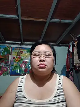 Snapshot of Monglan-c chatting on May 14, 2026, 3:19 pm Monglan-c online show from May 14, 2026, 3:19 pm