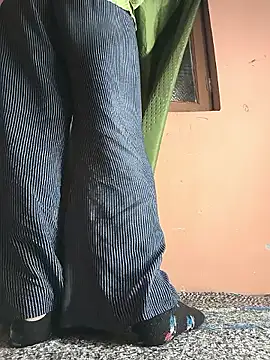 Curvy Sanaya online show from April 1, 2026, 5:54 pm