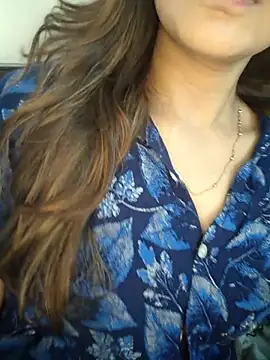 Snapshot of riyaa_sexyy chatting on July 14, 2026, 3:18 pm riyaa sexyy online show from July 14, 2026, 3:18 pm