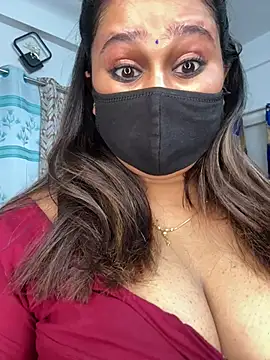 Sweet-Ellina online show from May 19, 2026, 6:31 am