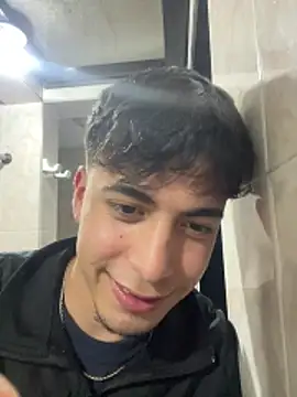 Snapshot of nico_herrera__ chatting on June 10, 2026, 1:17 am nico herrera online show from June 10, 2026, 1:17 am
