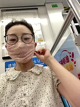 Snapshot of meimeibuguai chatting on June 6, 2026, 12:21 pm meimeibuguai online show from June 6, 2026, 12:21 pm