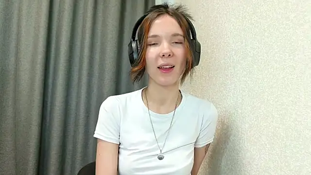 Snapshot of RubyBooby chatting on April 1, 2026, 3:09 pm RubyBooby online show from April 1, 2026, 3:09 pm