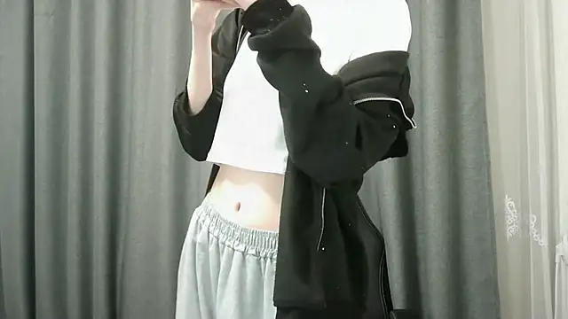 Snapshot of RubyBooby chatting on April 19, 2026, 6:10 pm RubyBooby online show from April 19, 2026, 6:10 pm