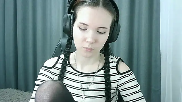 Snapshot of RubyBooby chatting on May 3, 2026, 4:13 pm RubyBooby online show from May 3, 2026, 4:13 pm