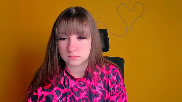 Snapshot of Tiffani_Angel chatting on April 24, 2026, 5:32 am Tiffani Angel online show from April 24, 2026, 5:32 am