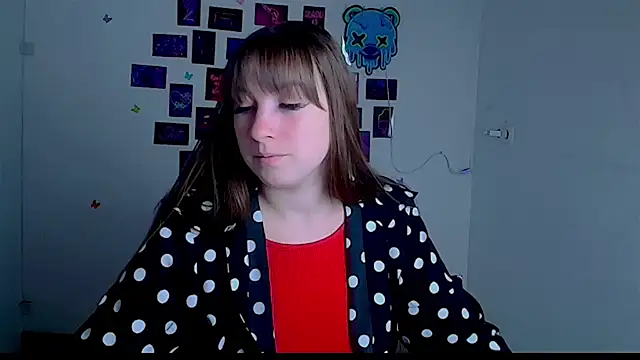 Snapshot of Tiffani_Angel chatting on May 8, 2026, 5:35 am Tiffani Angel online show from May 8, 2026, 5:35 am