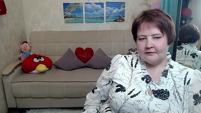 Snapshot of QUEEN02030 chatting on April 1, 2026, 1:41 pm QUEEN02030 online show from April 1, 2026, 1:41 pm