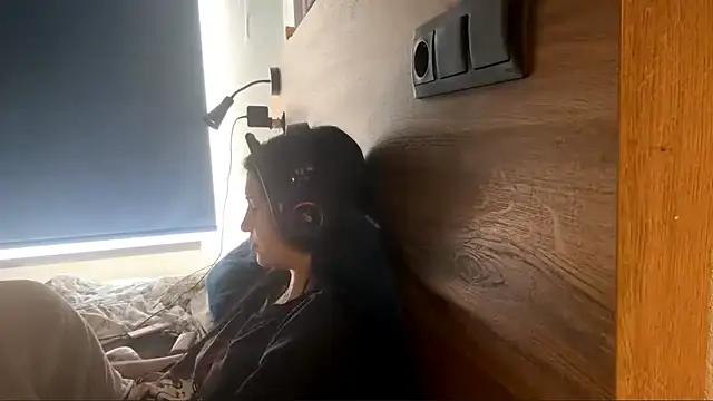 Darcia Luv online show from April 9, 2026, 9:26 am