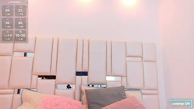 Snapshot of Estrellaa_023 chatting on May 16, 2026, 10:23 am Estrellaa 023 online show from May 16, 2026, 10:23 am