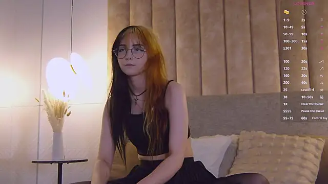 AmyRivers online show from July 29, 2026, 8:29 pm