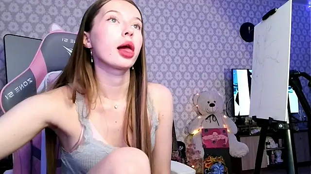 sexyamelia meow online show from July 16, 2026, 7:53 pm