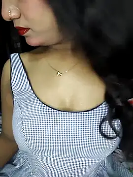 Snapshot of Piyu_x chatting on May 8, 2026, 11:10 pm Piyu x online show from May 8, 2026, 11:10 pm