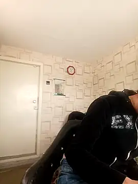 lisa wey online show from April 18, 2026, 8:07 am