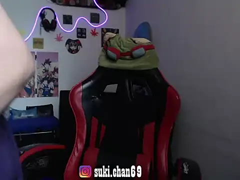 sukichan-69 online show from April 25, 2026, 4:59 pm