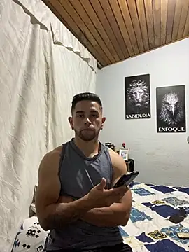 Snapshot of Sexmuscle17 chatting on June 1, 2026, 2:02 am Sexmuscle17 online show from June 1, 2026, 2:02 am