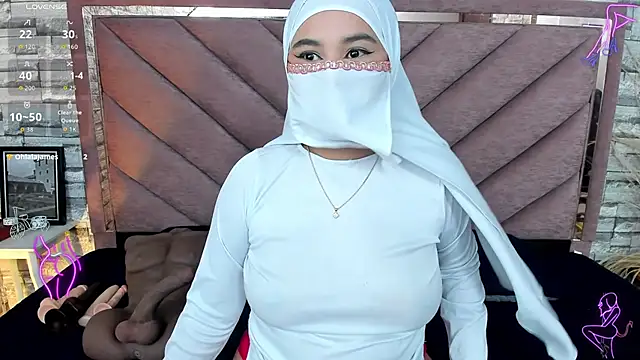 Azahara persa online show from April 1, 2026, 7:09 am