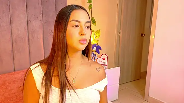 Snapshot of angelicaa_garcia chatting on July 13, 2026, 11:24 am angelicaa garcia online show from July 13, 2026, 11:24 am