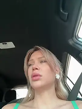 Girl-Mia online show from April 2, 2026, 5:38 am