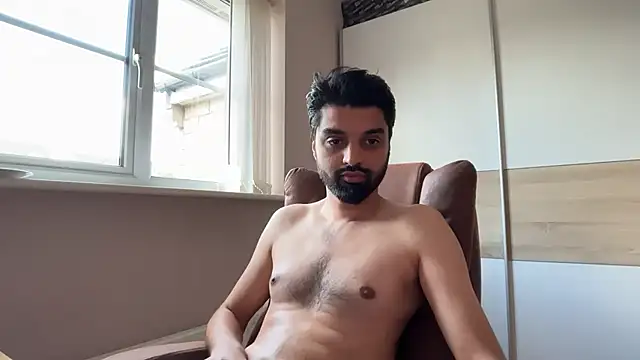 priyxh online show from June 30, 2026, 1:12 pm