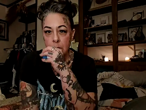 Snapshot of Kitty_bang chatting on April 1, 2026, 5:30 am Kitty bang online show from April 1, 2026, 5:30 am