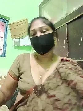 Pinki-girl online show from June 18, 2026, 4:57 am