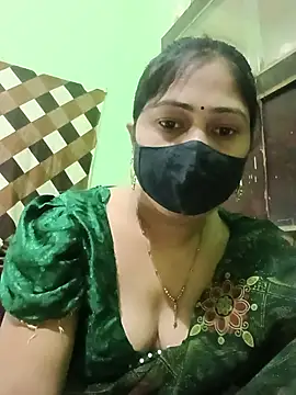Pinki-girl online show from July 13, 2026, 5:10 am