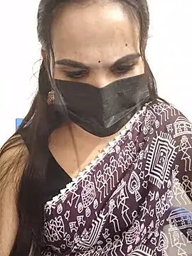 Snapshot of Shakshana-queen chatting on June 2, 2026, 9:33 am Shakshana-queen online show from June 2, 2026, 9:33 am