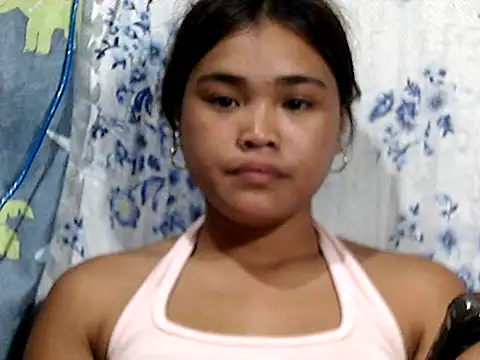Snapshot of AsianPinay18 chatting on April 8, 2026, 11:10 am AsianPinay18 online show from April 8, 2026, 11:10 am