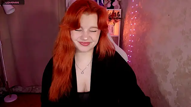 Snapshot of Lizzie_sun chatting on May 12, 2026, 7:49 am Lizzie sun online show from May 12, 2026, 7:49 am