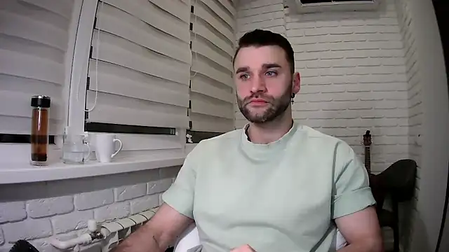DaddySlava online show from April 9, 2026, 6:02 pm
