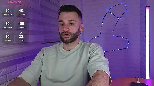 Snapshot of DaddySlava chatting on June 21, 2026, 6:54 pm DaddySlava online show from June 21, 2026, 6:54 pm