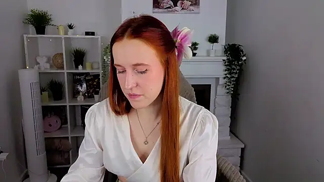 Snapshot of EvaBellea chatting on April 21, 2026, 12:55 pm EvaBellea online show from April 21, 2026, 12:55 pm