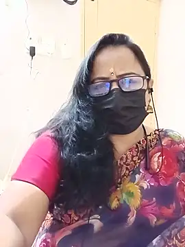 monisha cam online show from June 11, 2026, 3:43 pm