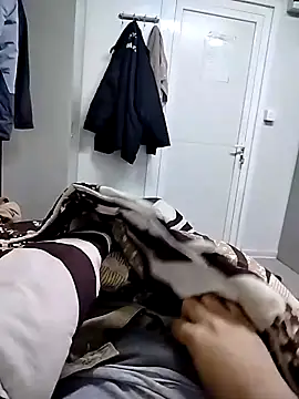 samosa7678 online show from April 15, 2026, 5:25 am