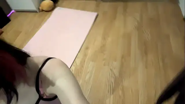 Snapshot of WifeAileen chatting on April 2, 2026, 7:17 am WifeAileen online show from April 2, 2026, 7:17 am