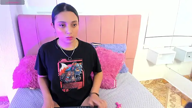 jade roux online show from April 4, 2026, 8:56 am