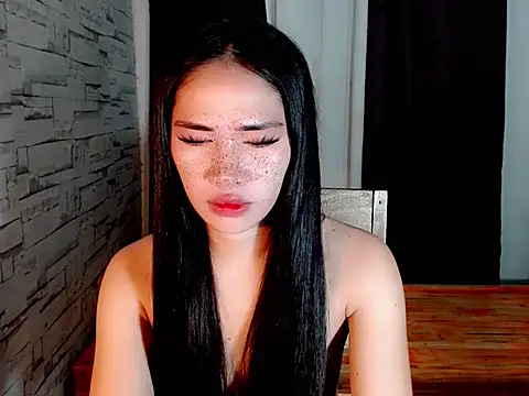 Snapshot of urasiankylie chatting on April 12, 2026, 8:03 pm urasiankylie online show from April 12, 2026, 8:03 pm