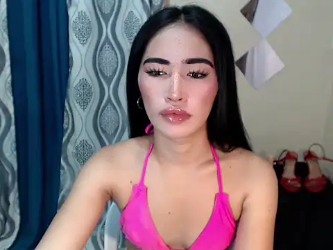 Snapshot of urasiankylie chatting on May 24, 2026, 7:08 pm urasiankylie online show from May 24, 2026, 7:08 pm