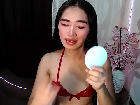 Snapshot of urasiankylie chatting on July 9, 2026, 5:39 pm urasiankylie online show from July 9, 2026, 5:39 pm