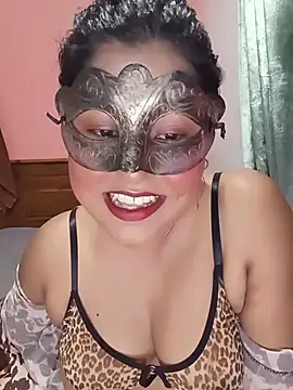 Snapshot of Maskedcurves chatting on July 19, 2026, 3:16 pm Maskedcurves online show from July 19, 2026, 3:16 pm