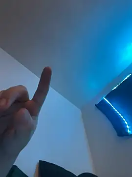 topskislimthick online show from April 28, 2026, 12:32 pm