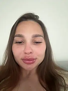 Snapshot of MonikaLoveXx chatting on June 20, 2026, 1:14 pm MonikaLoveXx online show from June 20, 2026, 1:14 pm