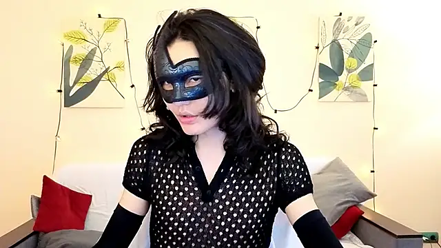 Snapshot of FormOverFear chatting on April 4, 2026, 3:38 am FormOverFear online show from April 4, 2026, 3:38 am