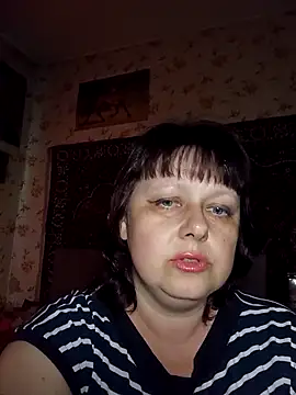 Snapshot of AuroKaria chatting on April 12, 2026, 2:11 pm AuroKaria online show from April 12, 2026, 2:11 pm